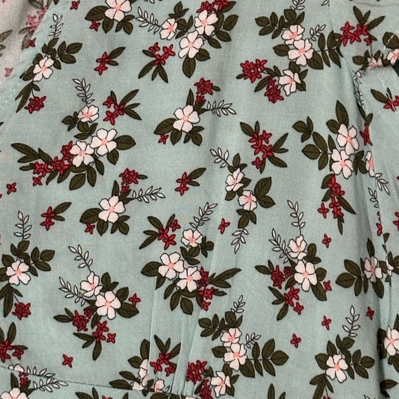 NWT FLORAL DRESS - Picture 3 of 3